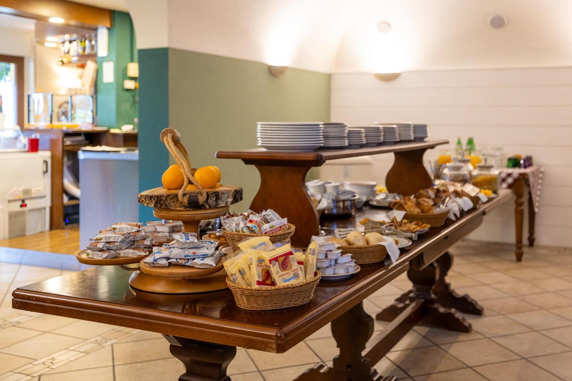 Albergo Villa Edy Tremezzo Luaran gambar